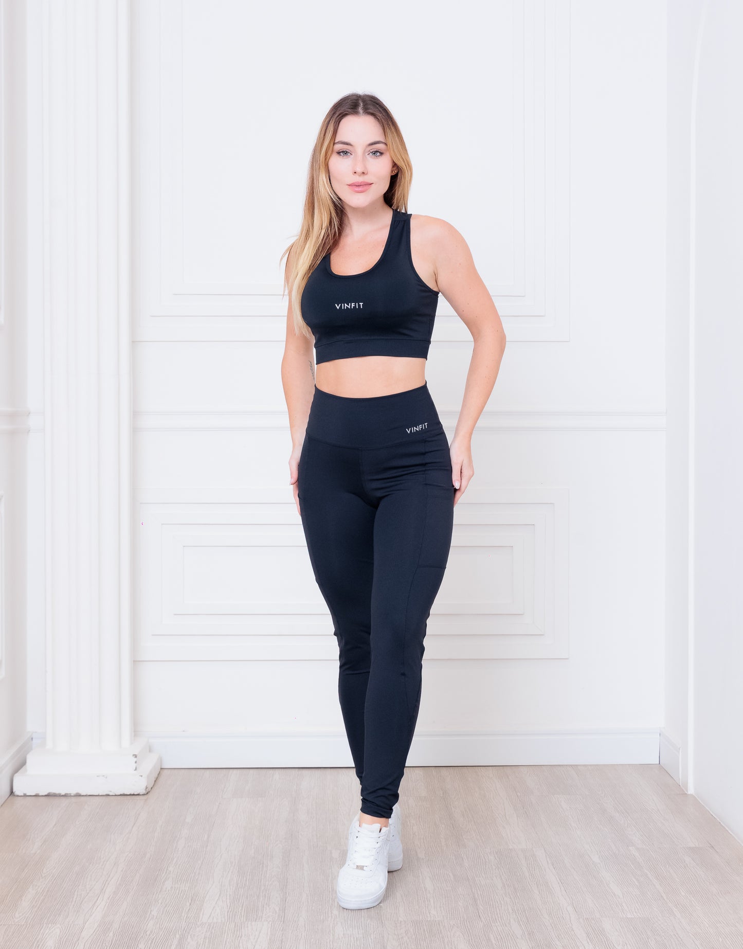 Calça com Bolso Essential | Funcional e Cheia de Atitude