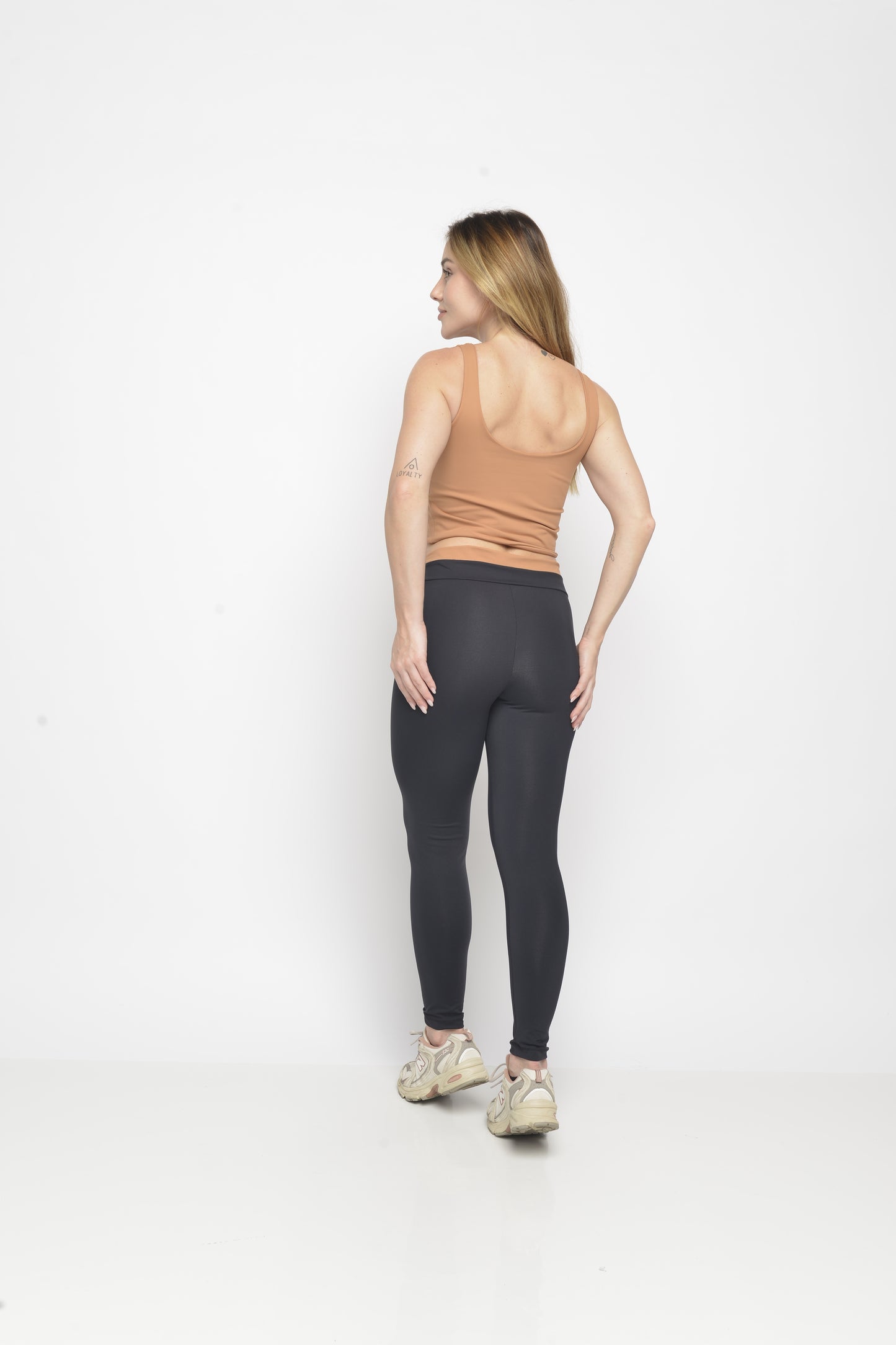 Calça Essential Vinfit | Estilo e Desempenho