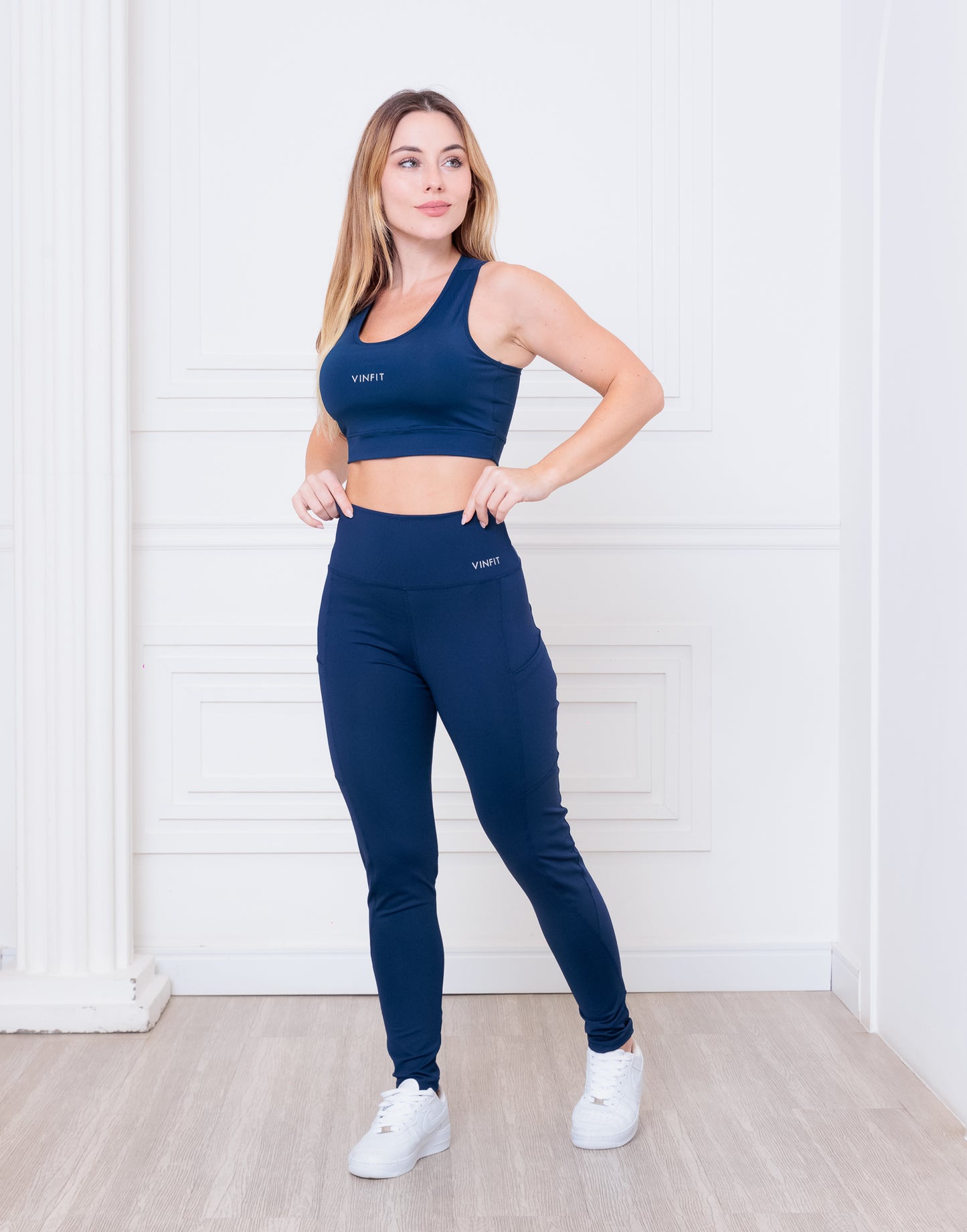 Calça com Bolso Essential | Funcional e Cheia de Atitude