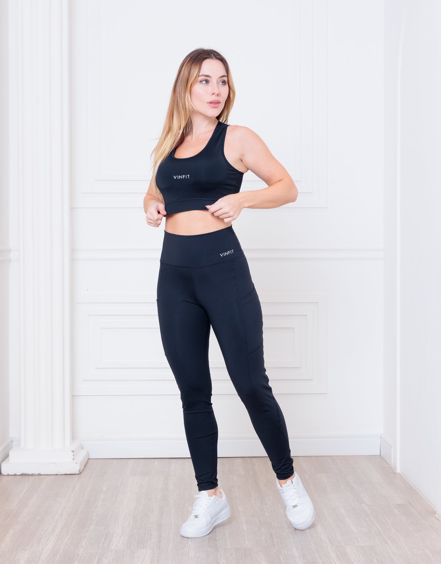 Calça com Bolso Essential | Funcional e Cheia de Atitude