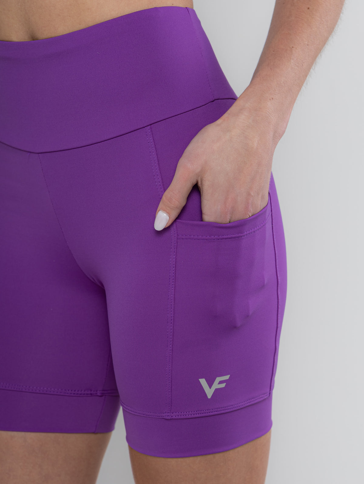 Bermuda PACE com Bolsos em Poliamida