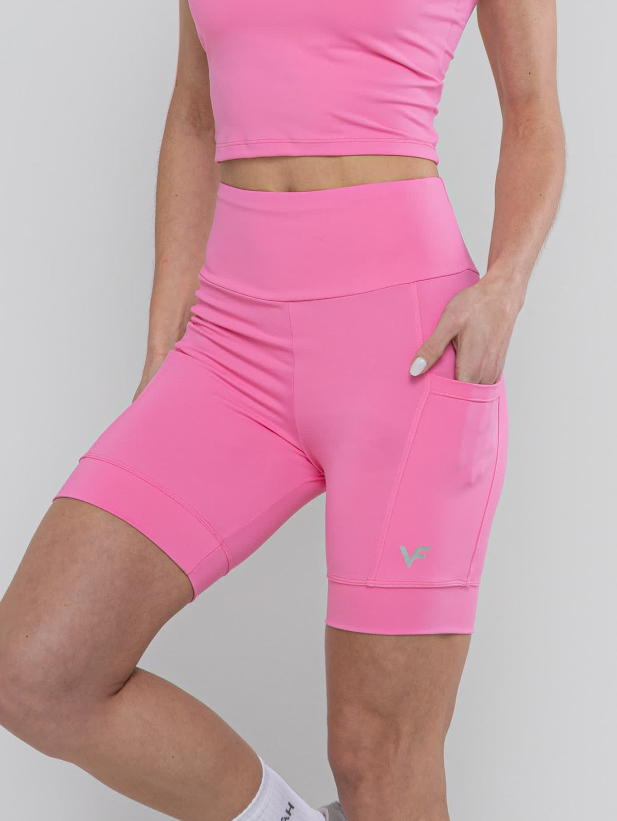 Bermuda PACE com Bolsos em Poliamida