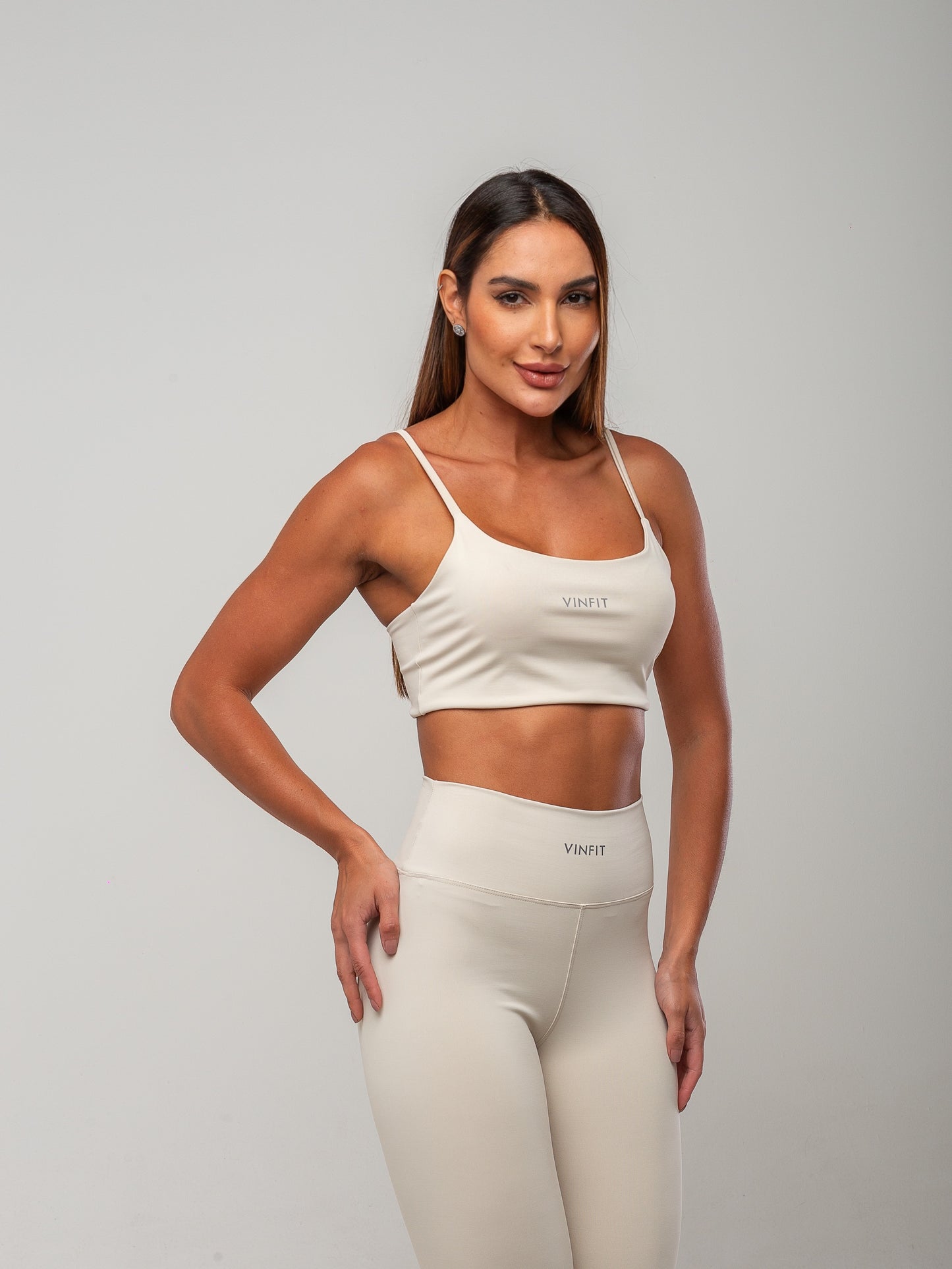 Top Alça Fina Vinfit Poliamida | Leveza e Liberdade de Movimento