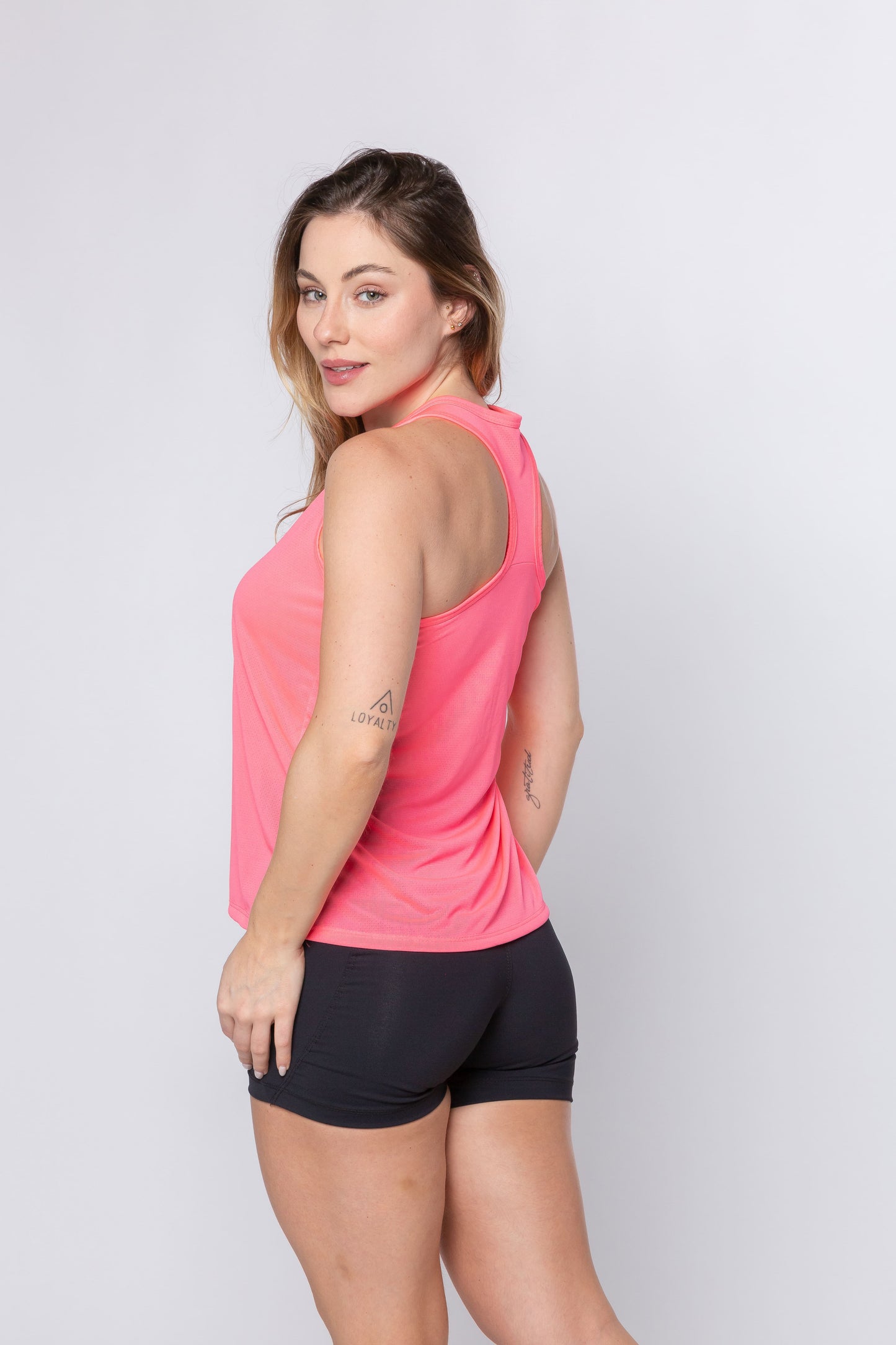 Regata Dry-Fit Vinfit | Secagem rápida e ajuste perfeito