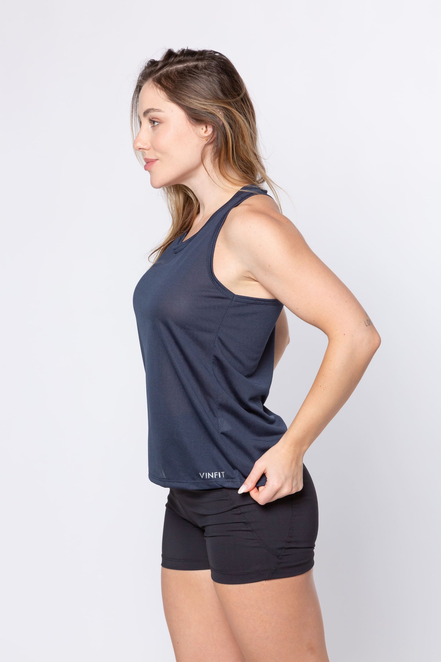 Regata Dry-Fit Vinfit | Secagem rápida e ajuste perfeito