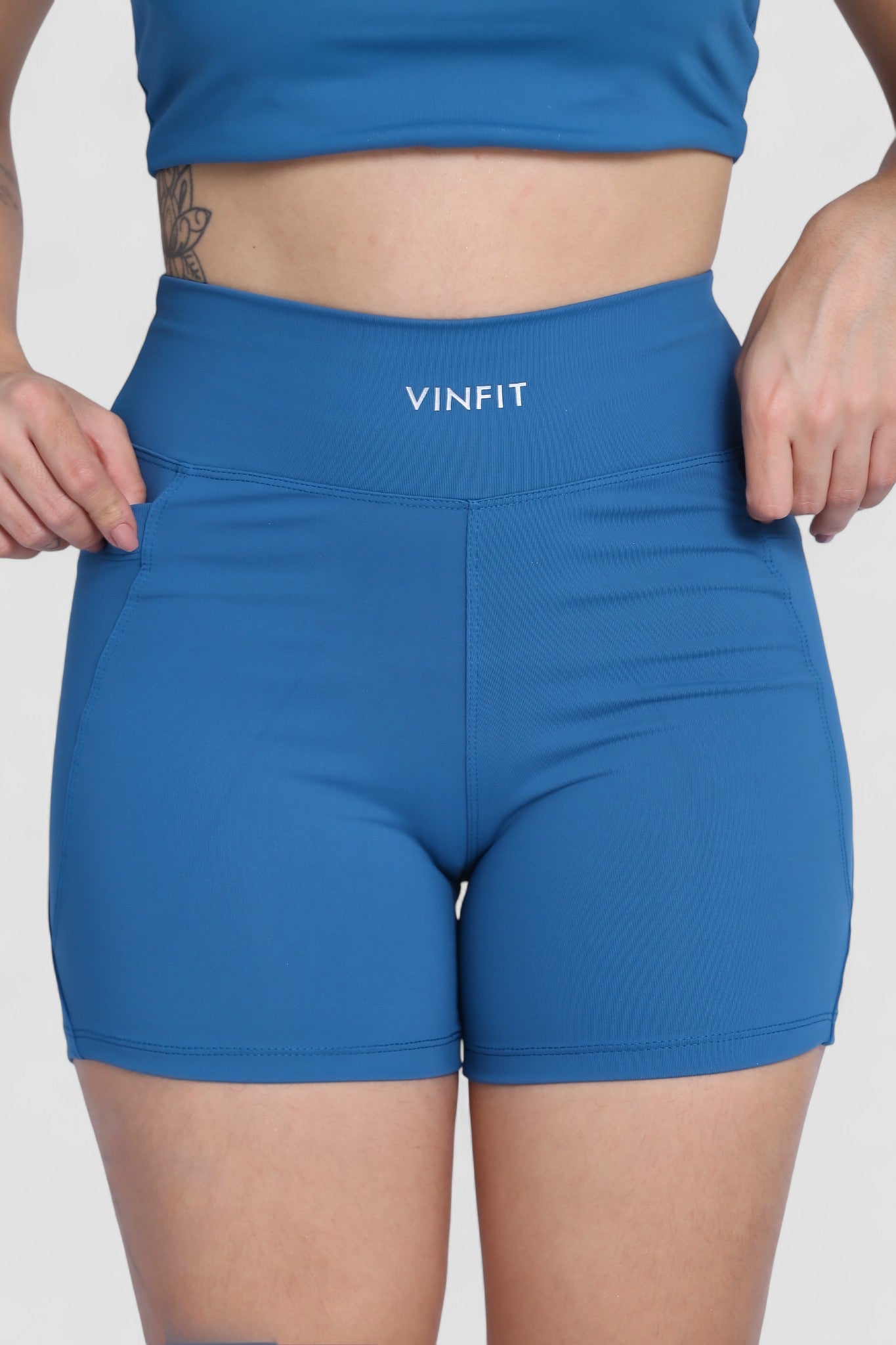 Shorts Basic com Bolso Vinfit Poliamida | Funcionalidade e Alta Performance