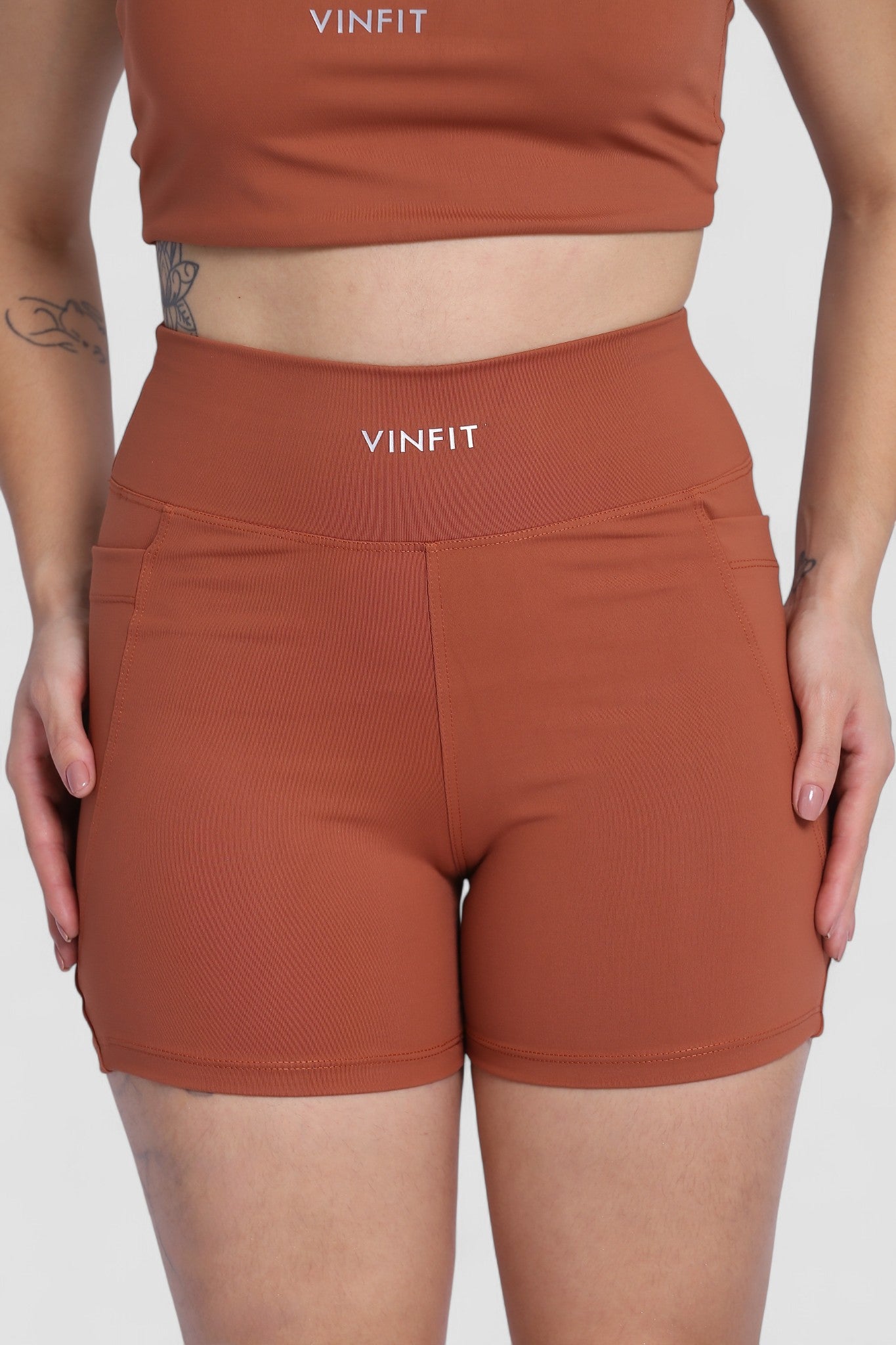 Shorts Basic com Bolso Vinfit Poliamida | Funcionalidade e Alta Performance
