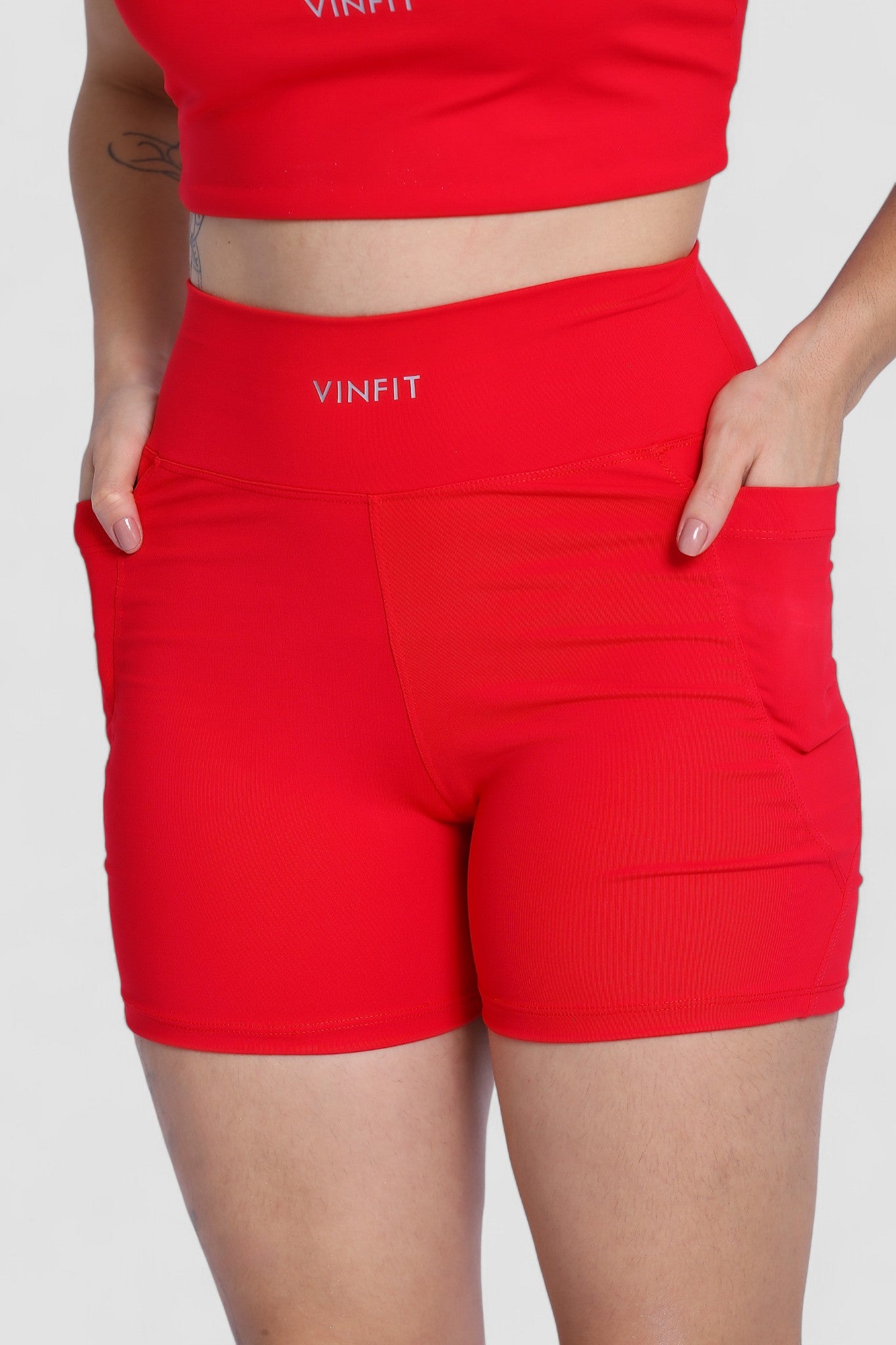 Shorts Basic com Bolso Vinfit Poliamida | Funcionalidade e Alta Performance