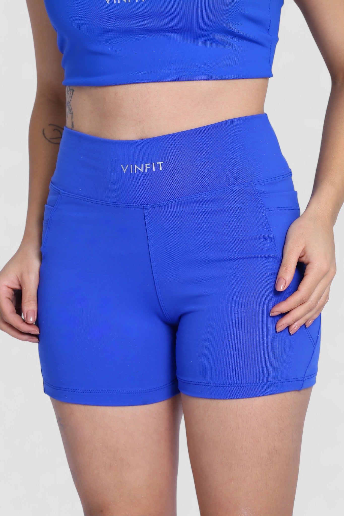 Shorts Basic com Bolso Vinfit Poliamida | Funcionalidade e Alta Performance