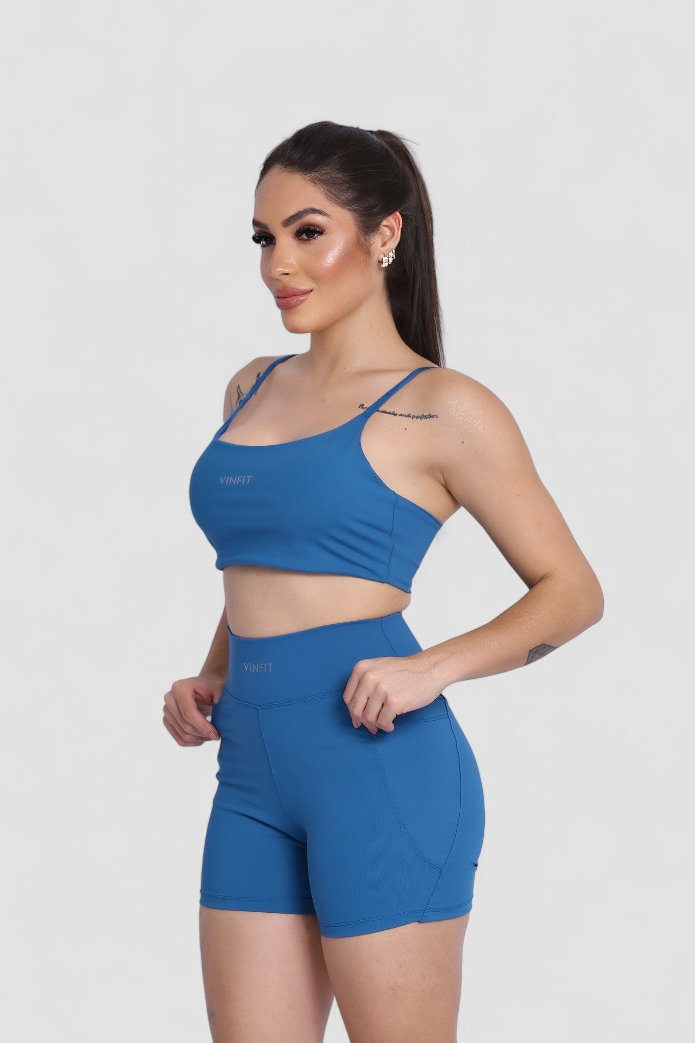 Shorts Basic com Bolso Vinfit Poliamida | Funcionalidade e Alta Performance