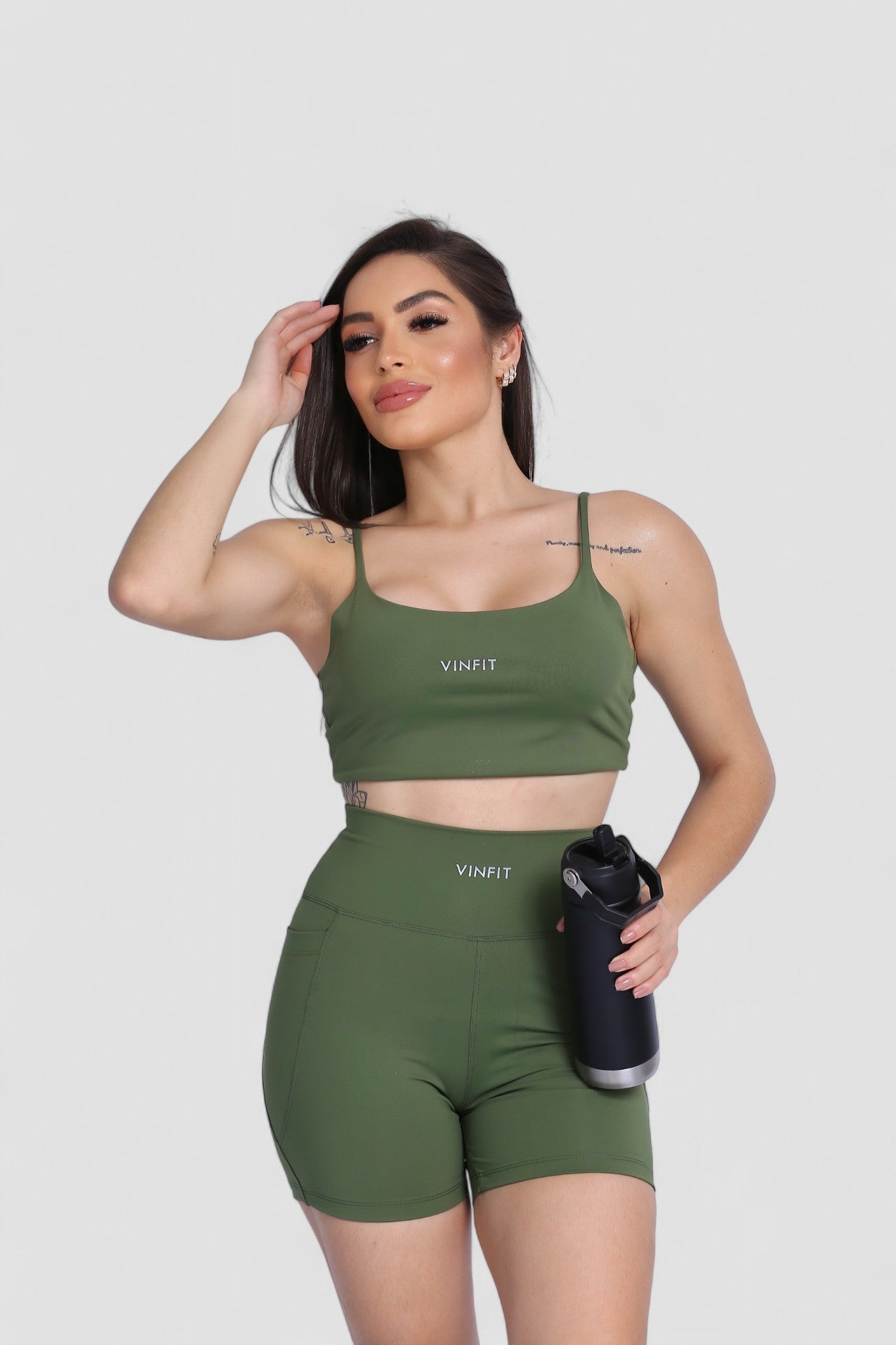 Shorts Basic com Bolso Vinfit Poliamida | Funcionalidade e Alta Performance