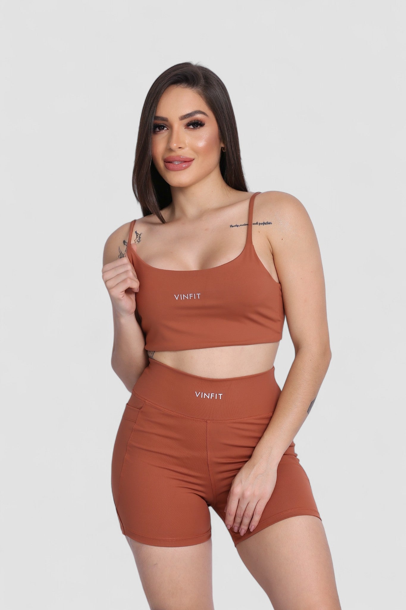 Shorts Basic com Bolso Vinfit Poliamida | Funcionalidade e Alta Performance