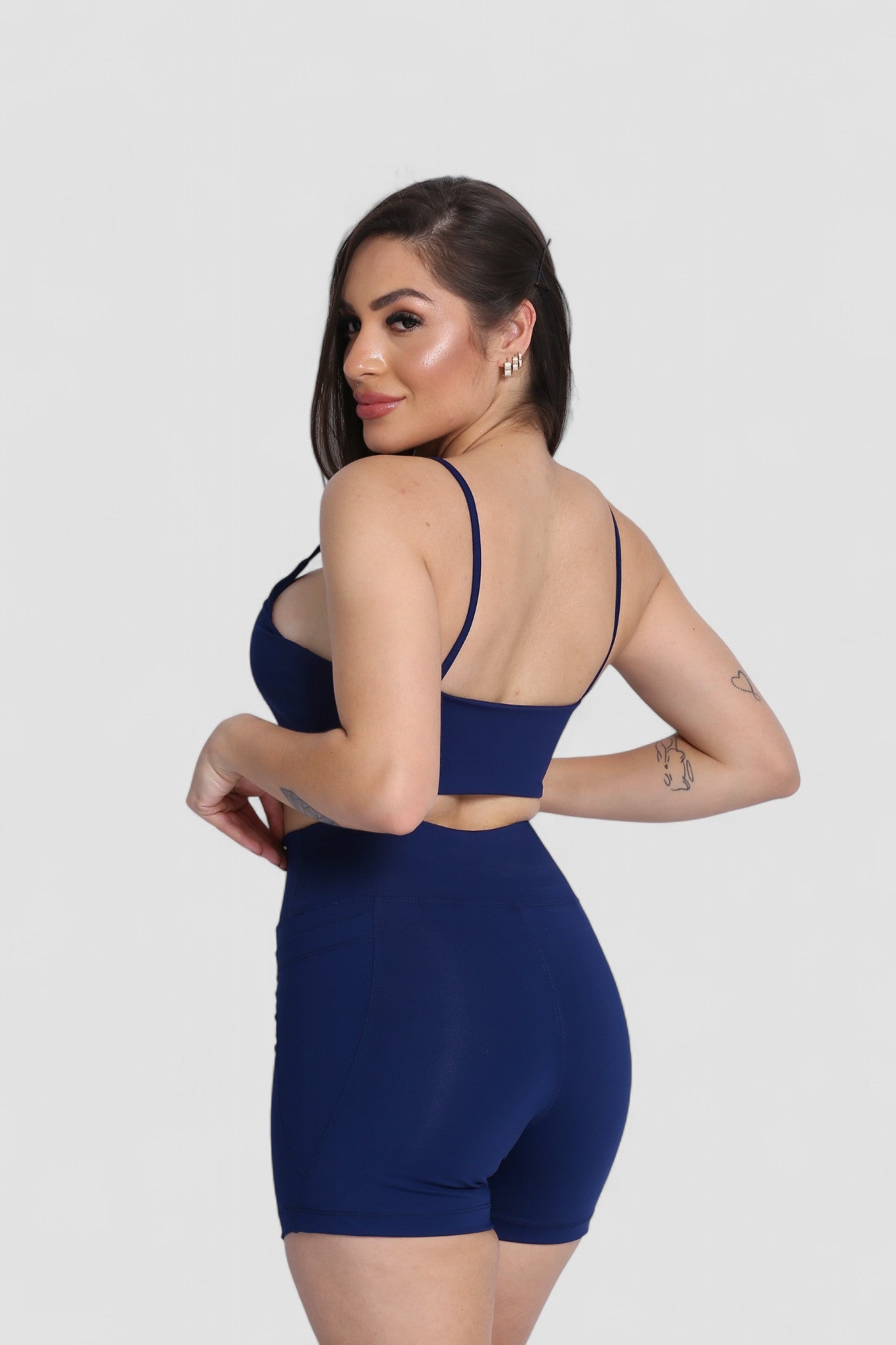 Shorts Basic com Bolso Vinfit Poliamida | Funcionalidade e Alta Performance