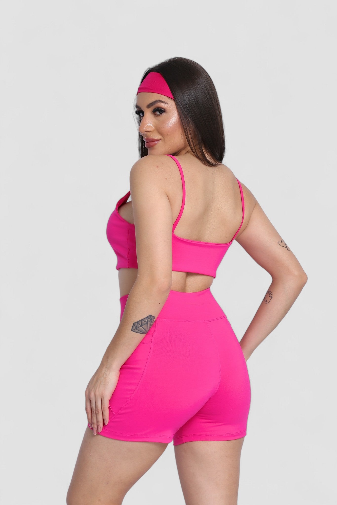 Shorts Basic com Bolso Vinfit Poliamida | Funcionalidade e Alta Performance