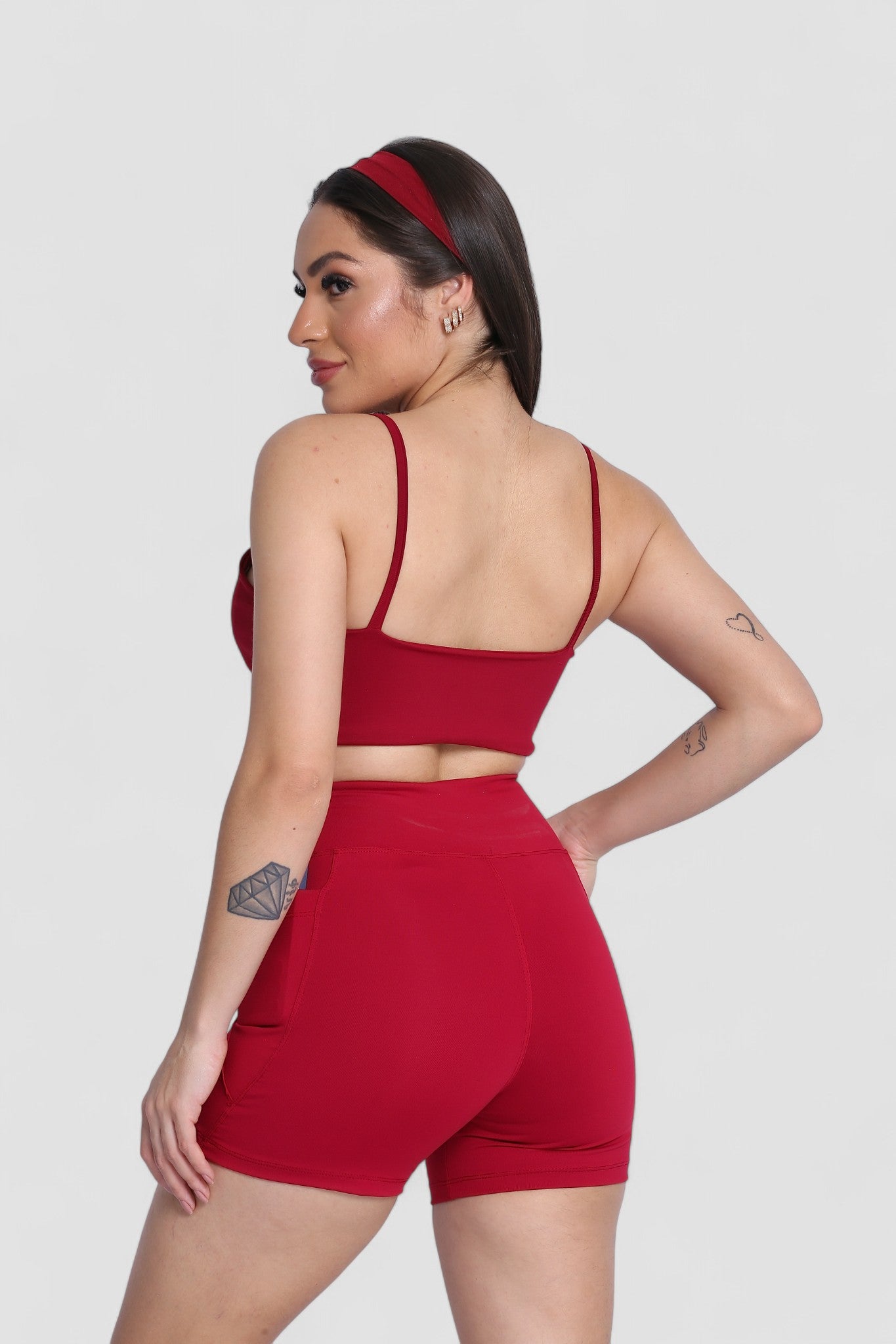 Shorts Basic com Bolso Vinfit Poliamida | Funcionalidade e Alta Performance