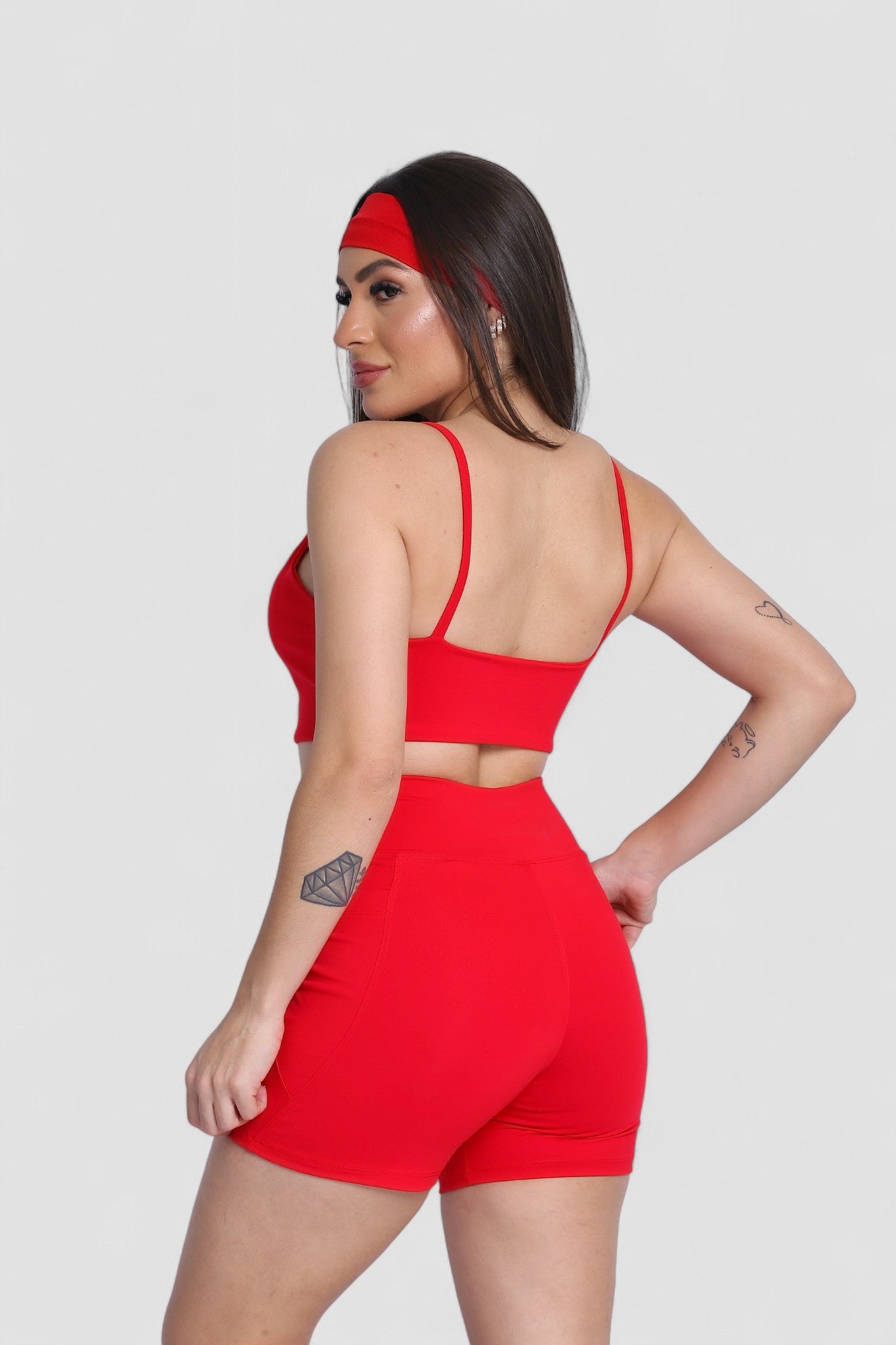 Shorts Basic com Bolso Vinfit Poliamida | Funcionalidade e Alta Performance